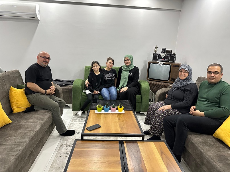 Kaymakamımız Halil DALAK eşi Ayfer Hanım ile birlikte Ramazan Ayında şehit ve gazi ailelerimiz ile iftarda bir araya geldi. 